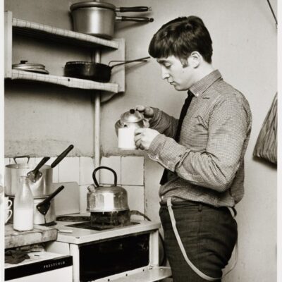 Dezo Hoffmann John Lennon Making Tea