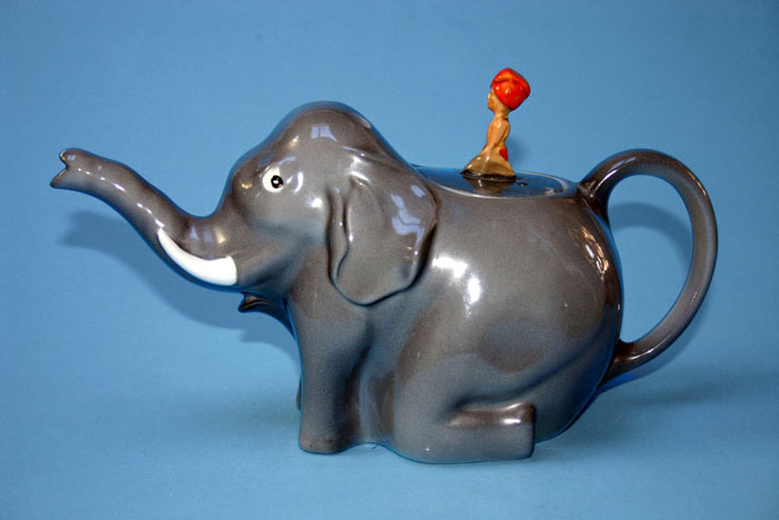 Colclough China, Sabu Elephant Teapot