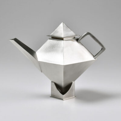 Fred Fenster, Tetrahedron Teapot, 2002, pewter.