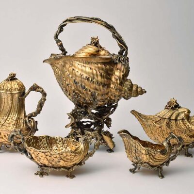 Hunt & Roskell, gilt tea set in shell forms.