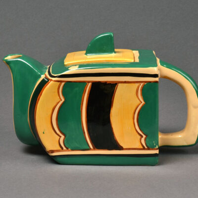 Edna Best, Teapot 1930s