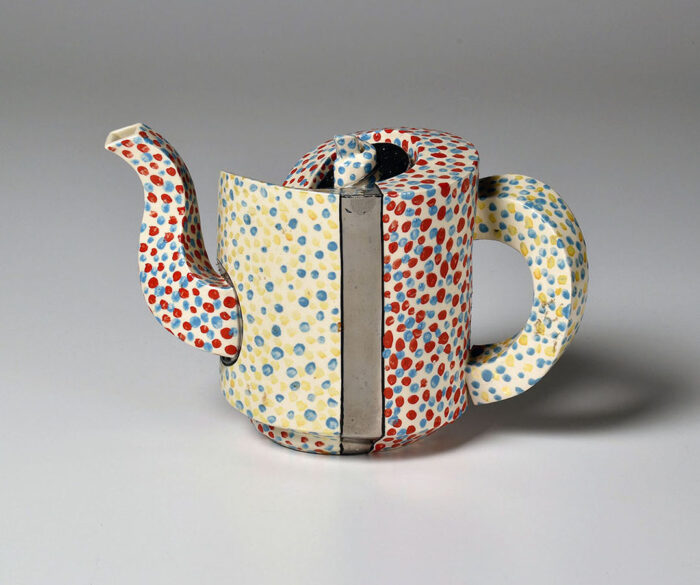 David Seeger, Knot Teapot, ceramic.